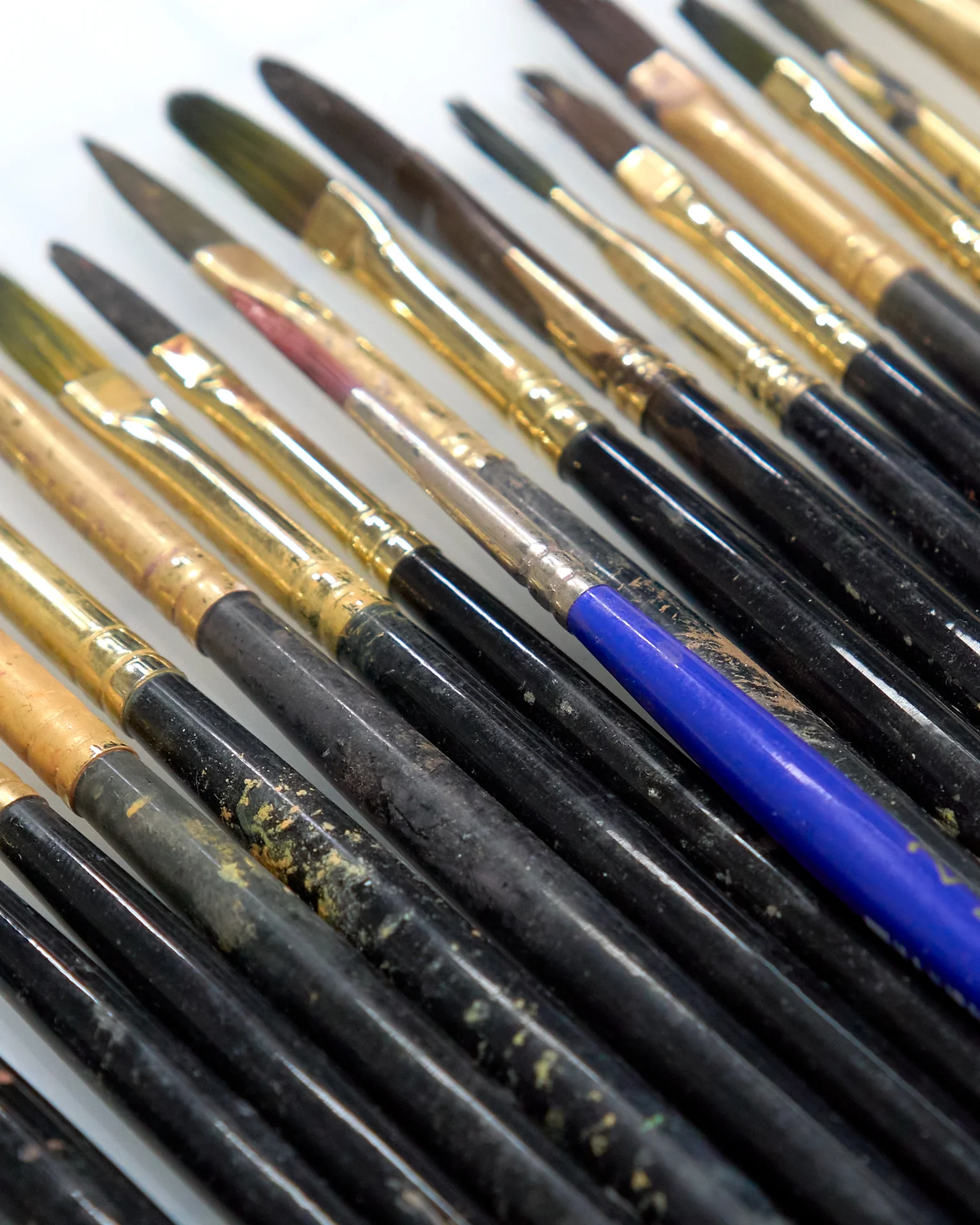 Studio Paintbrushes - Image 2